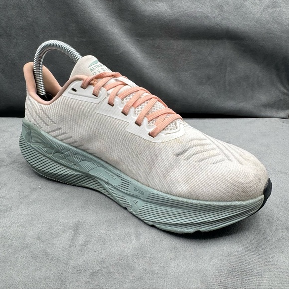 AltraFWD Experience Women’s 7 White Pink Road Running Shoes Sneakers - Picture 8 of 16